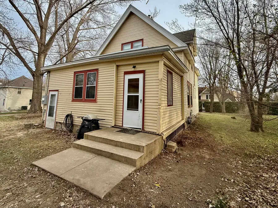 227 1st Avenue Se, Glenwood, MN 56334 - #2