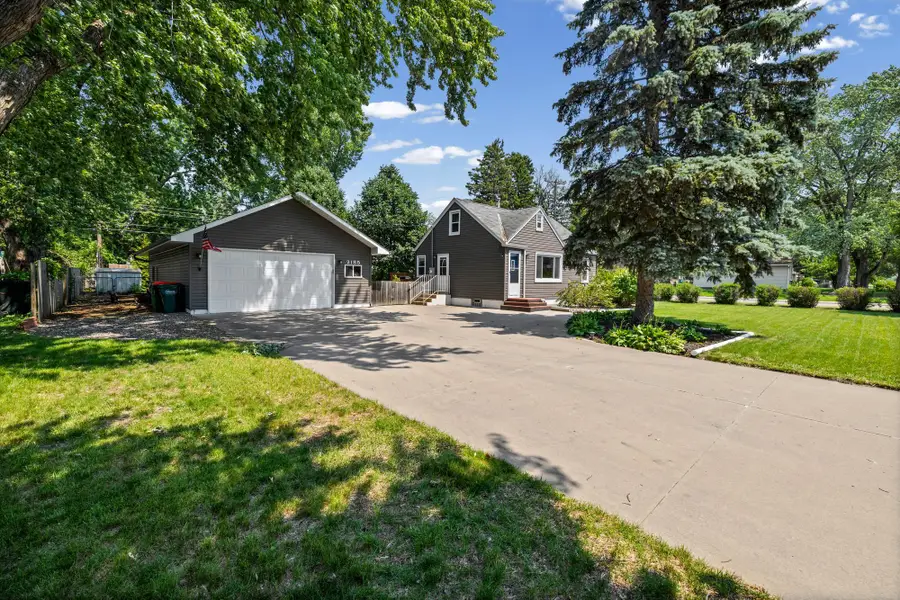 2185 Pinewood Drive, Saint Paul, MN 55112 - #2