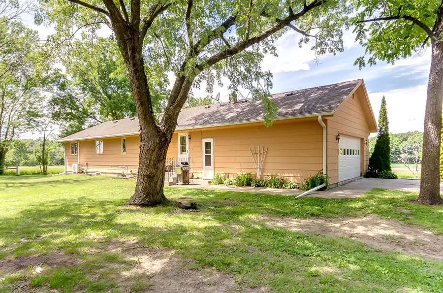 10760 100th Street W, Montgomery, MN 56069 - #2