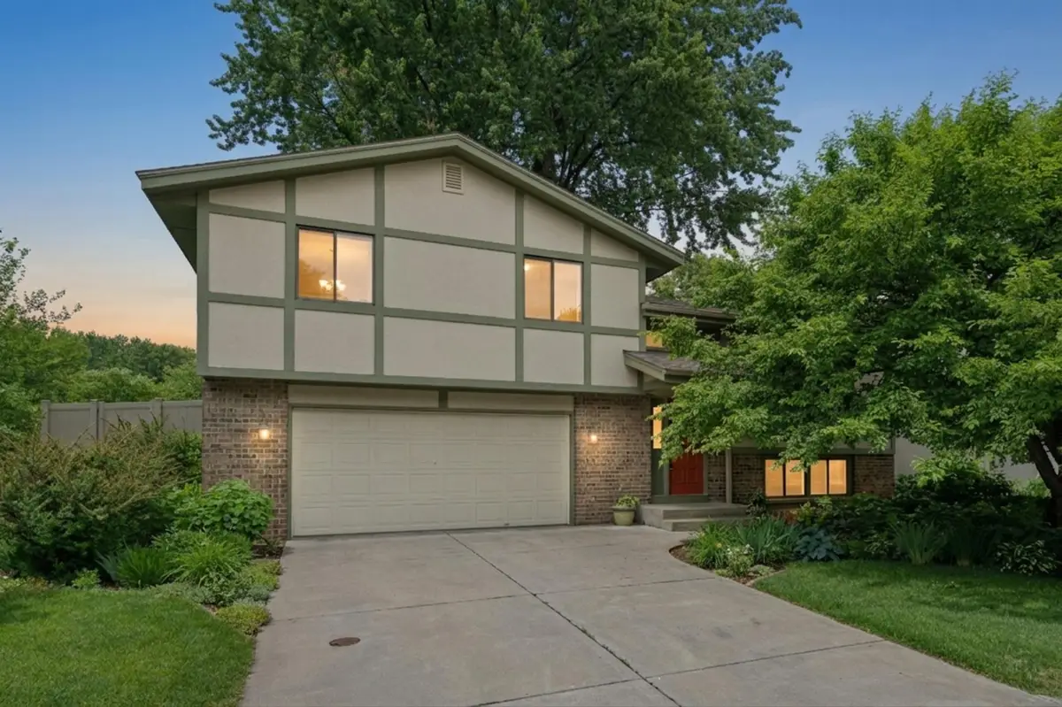503 Laredo Lane, Chanhassen, MN 55317 - #1