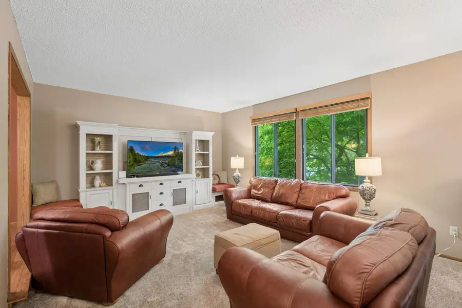 503 Laredo Lane, Chanhassen, MN 55317 - #2