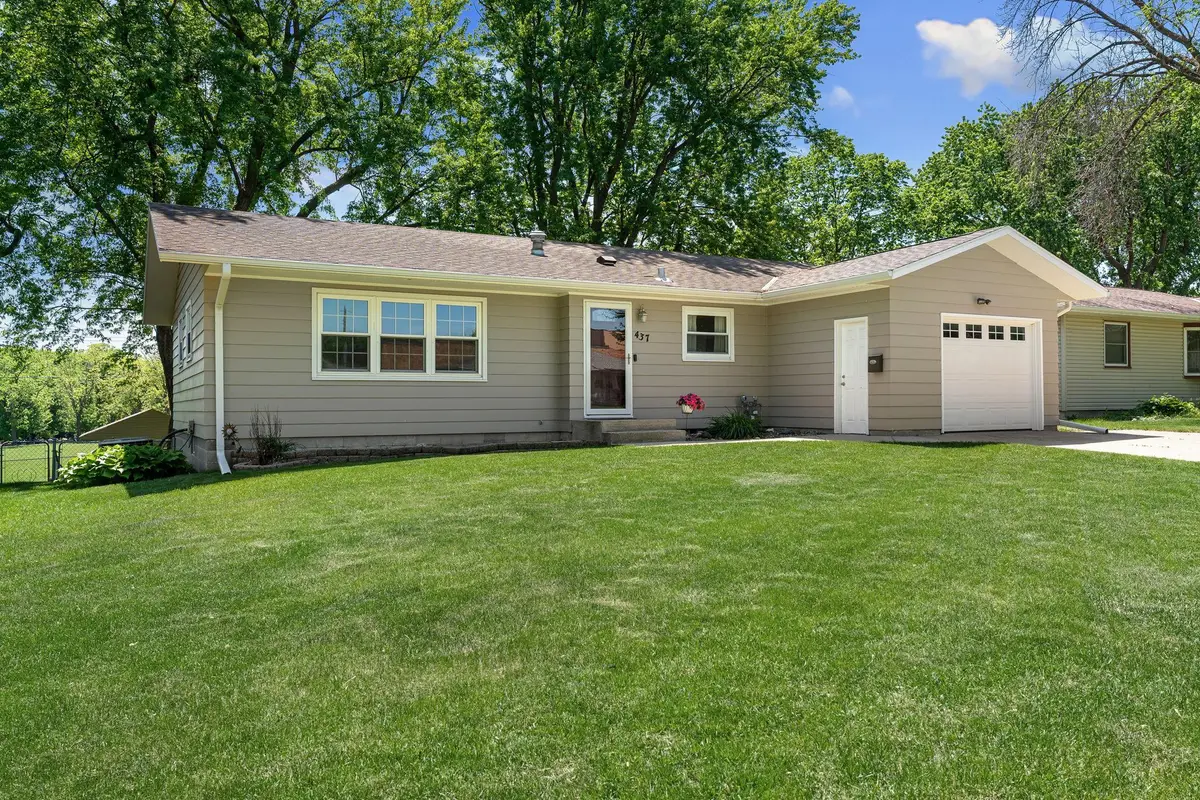 437 13th Street Ne, Owatonna, MN 55060 - #1