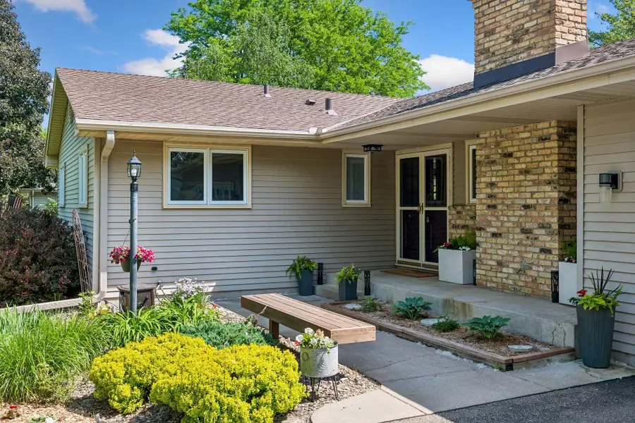 10011 Abbott Avenue S, Bloomington, MN 55431 - #3