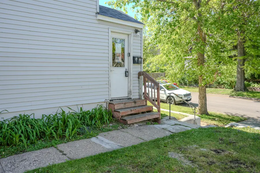 538 Charles Avenue, Saint Paul, MN 55103 - #3