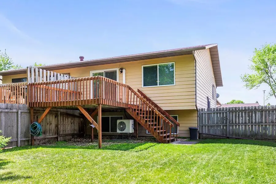 1631 31st Avenue S, Fargo, ND 58103 - #3