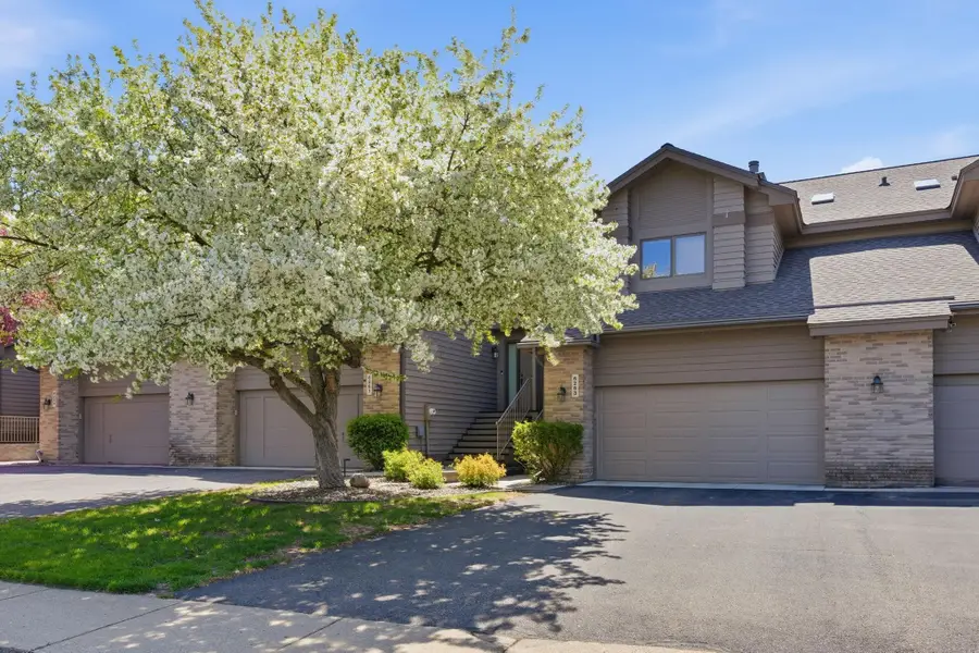 6263 Sequoia Circle, Eden Prairie, MN 55346 - #2