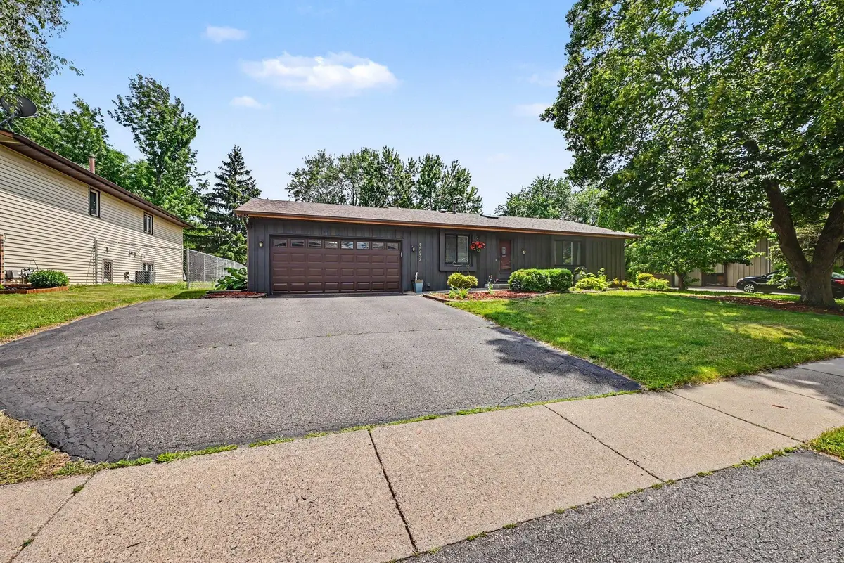 15632 Heywood Way, Apple Valley, MN 55124 - #1