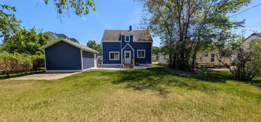 532 2nd Avenue Sw, Perham, MN 56573 - #2