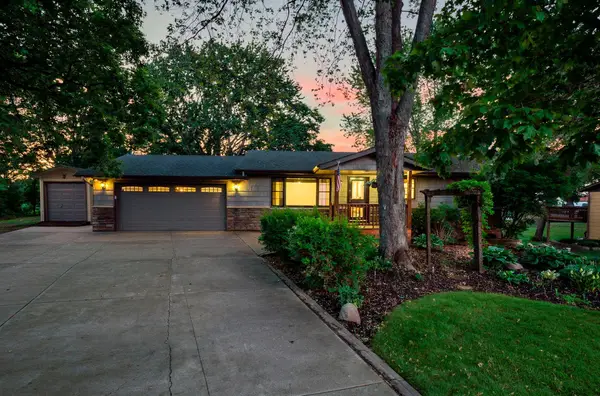 6757 Newcomb Avenue Nw, Annandale, MN 55302