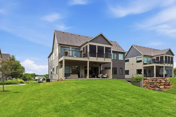 4829 Linden Cove Lane, Savage, MN 55378