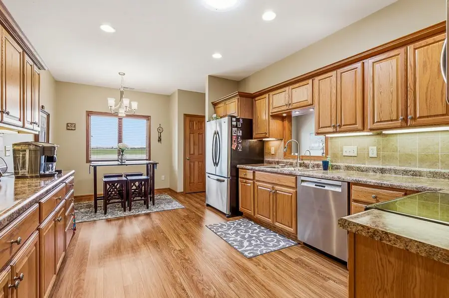 1626 Thunderbird Road, Marshall, MN 56258 - #3