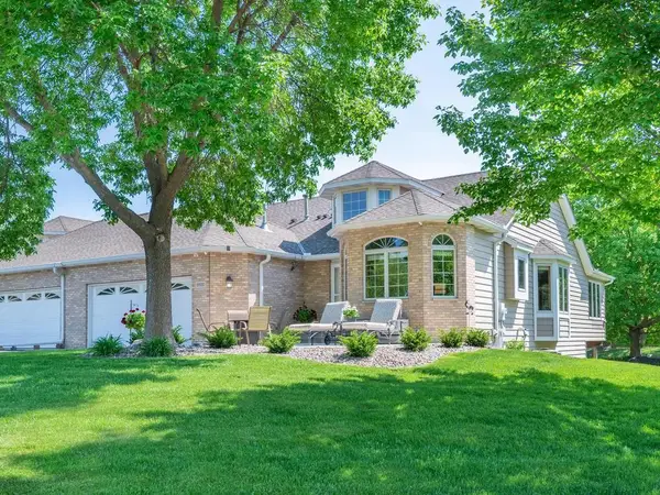 15930 38th Avenue N, Plymouth, MN 55446