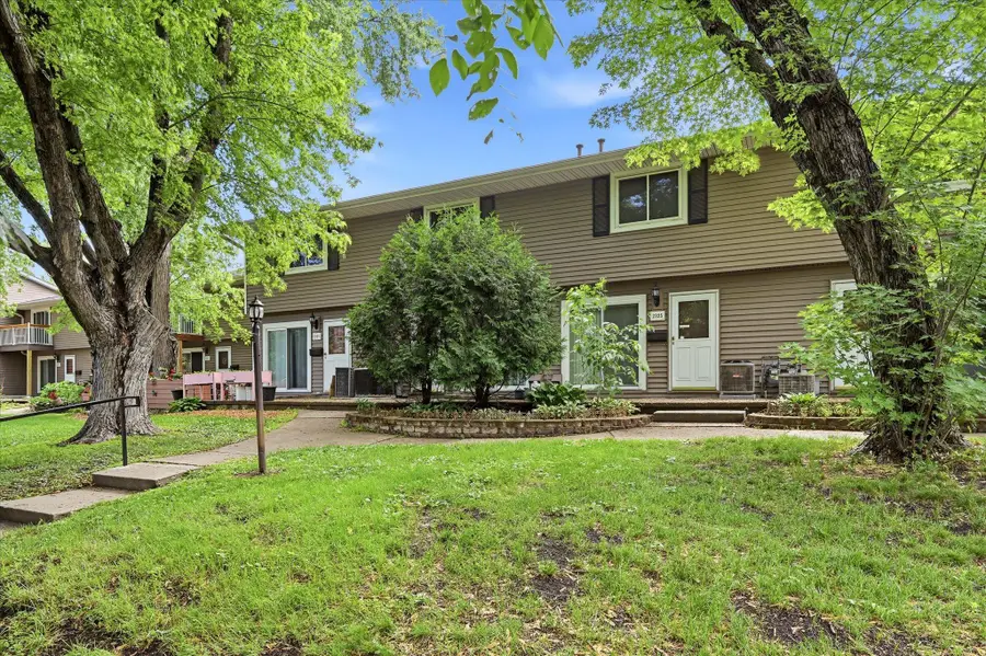 2325 Hampshire Avenue S, Saint Louis Park, MN 55426 - #3