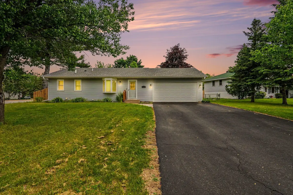 10439 University Circle Ne, Blaine, MN 55434 - #1