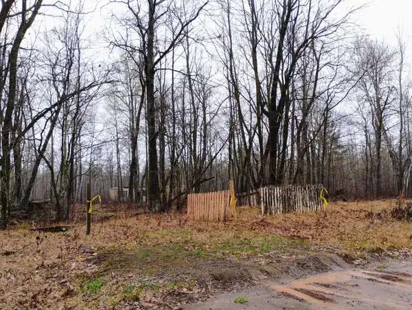 000 Alma Razor Road Road, Hinckley, MN 55037