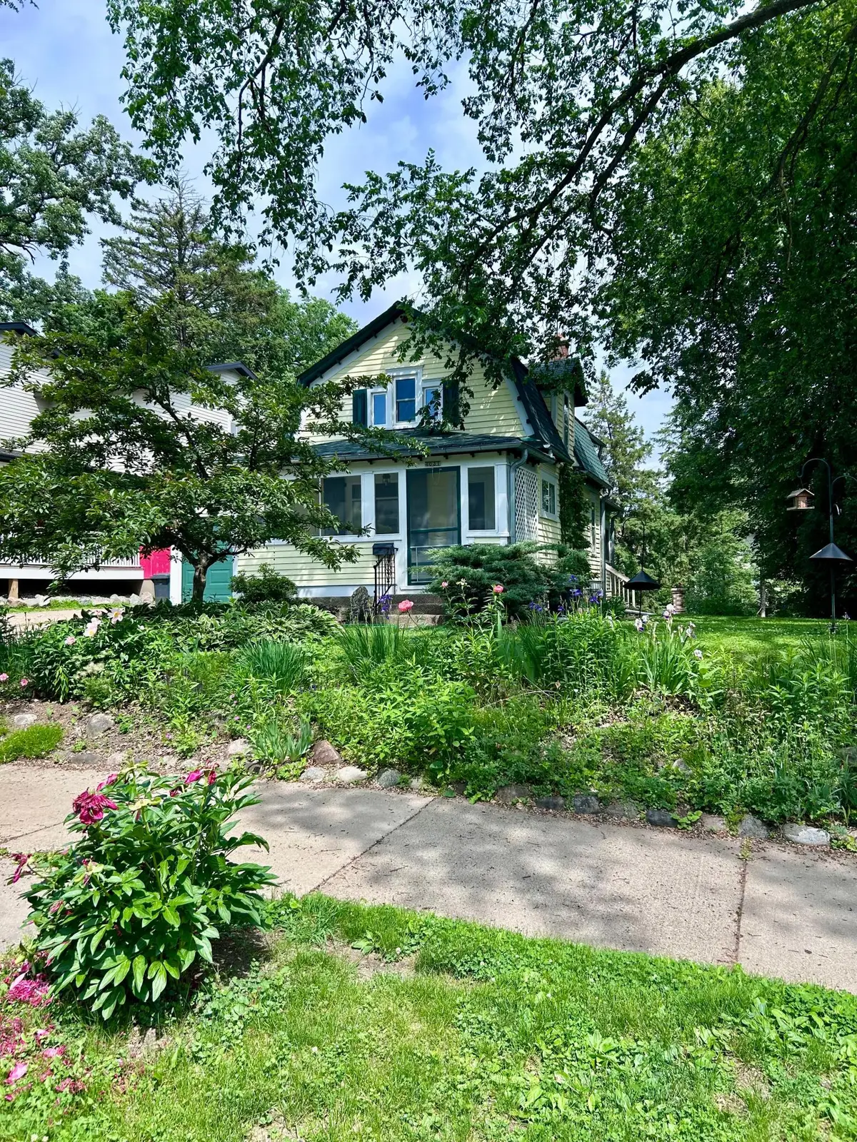 4031 Vincent Avenue S, Minneapolis, MN 55410 - #1
