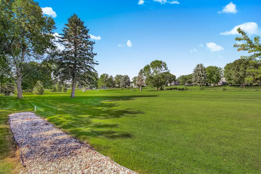 408 21st Street Se, Willmar, MN 56201 - #2