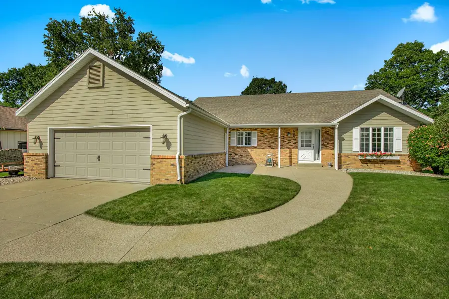 408 21st Street Se, Willmar, MN 56201 - #3