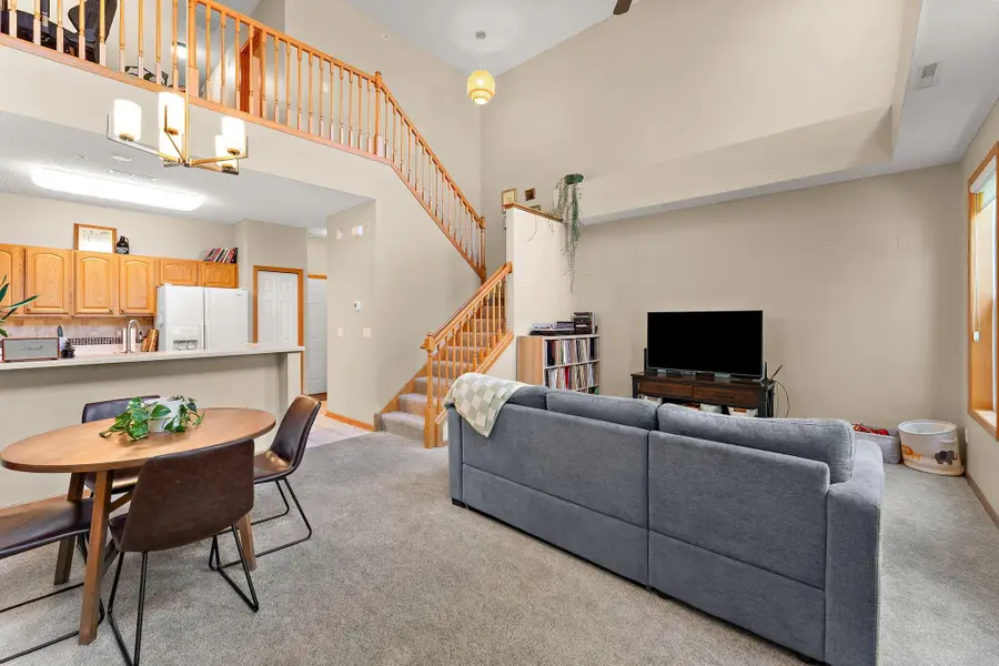 1610 Woodlynn Avenue #3, Maplewood, MN 55109 - #2