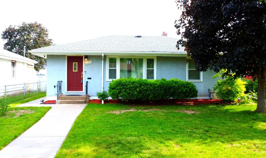 1640 Montana Avenue E, Saint Paul, MN 55106 - #2