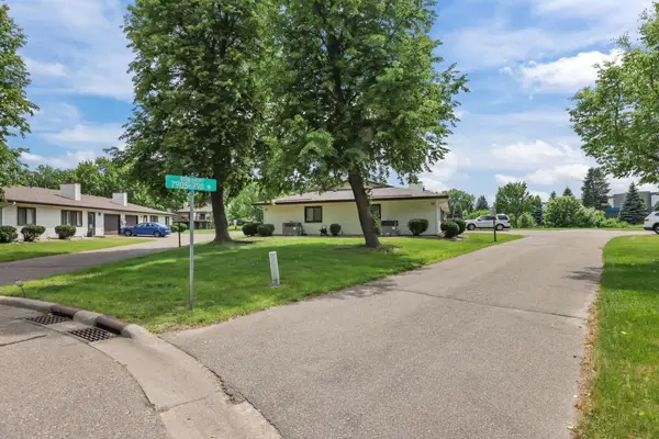 7905 85th Court N, Brooklyn Park, MN 55445