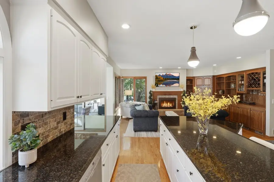 10368 Bluff Road, Eden Prairie, MN 55347 - #3