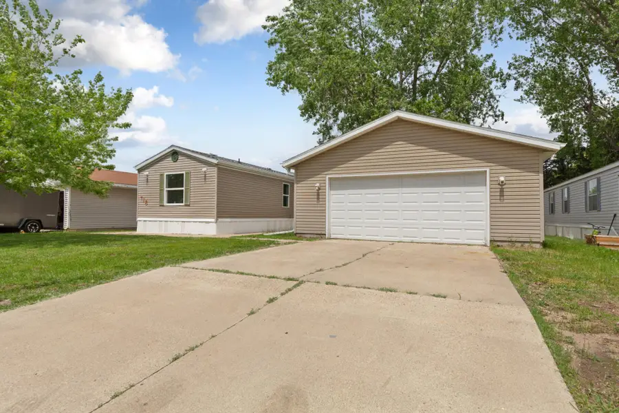 718 Rose Drive, Faribault, MN 55021 - #3
