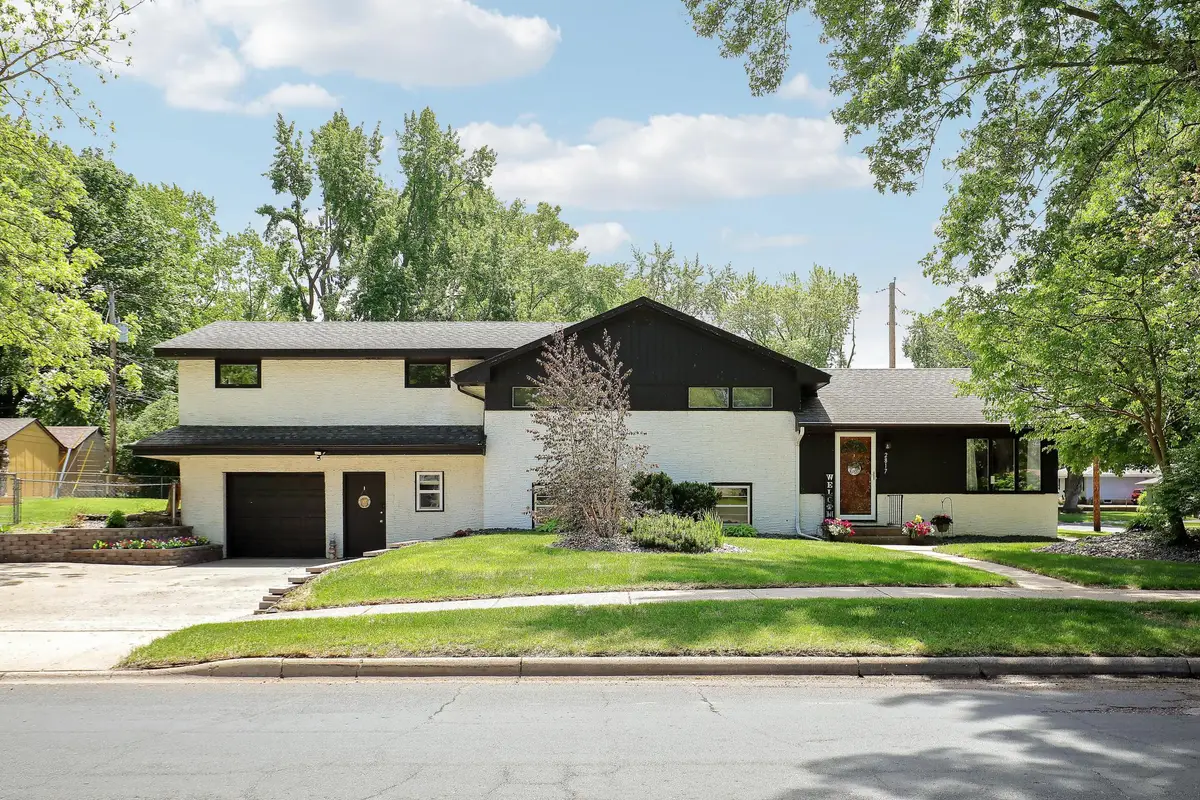 2817 W 108th Street, Bloomington, MN 55431 - #1