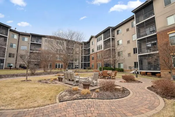 7100 Metro Boulevard #113, Edina, MN 55439