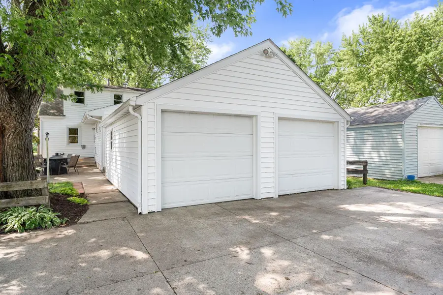 902 11th Avenue Sw, Austin, MN 55912 - #3