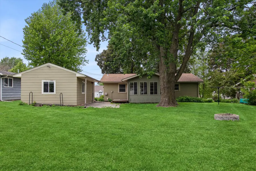 833 9th Avenue Sw, Faribault, MN 55021 - #3