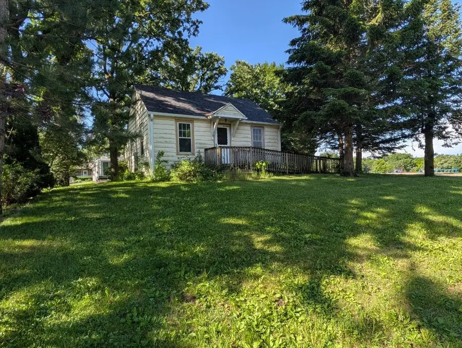714 6th Avenue Ne, Waseca, MN 56093 - #3