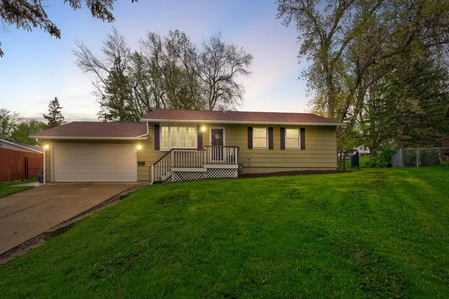 1229 8th Avenue Ne, Owatonna, MN 55060 - #2