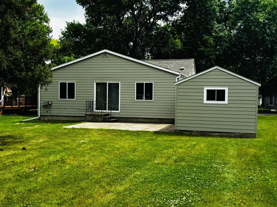 2742 Pine Avenue, Slayton, MN 56172 - #2
