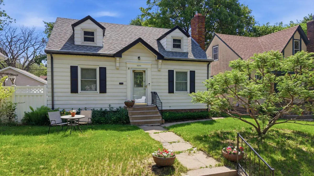 4354 Sheridan Avenue N, Minneapolis, MN 55412 - #1