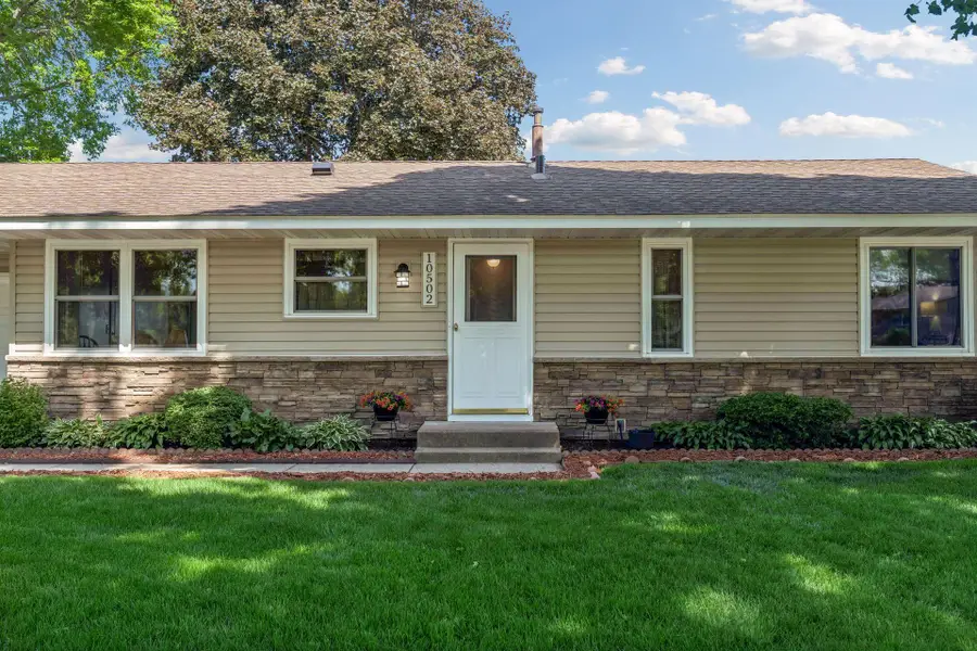 10502 Lancaster Lane N, Maple Grove, MN 55369 - #2