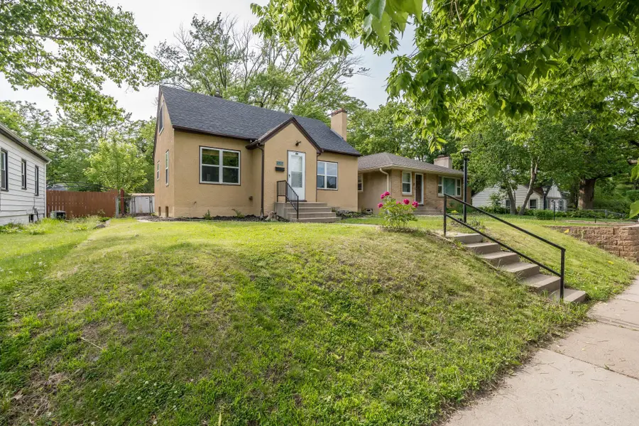 3321 Beard Avenue N, Minneapolis, MN 55422 - #2