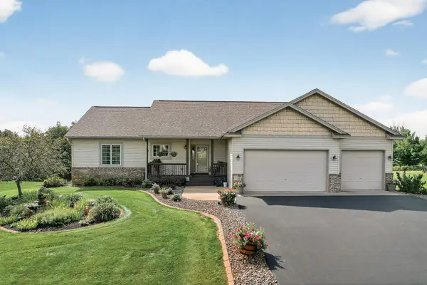 718 209th Lane Nw, Cedar, MN 55011