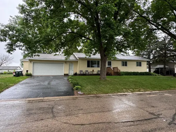 516 Nelson Avenue, Belgrade, MN 56312