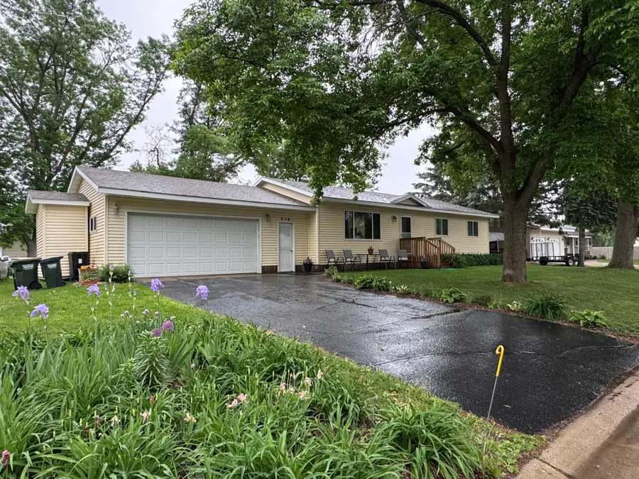 516 Nelson Avenue, Belgrade, MN 56312 - #2