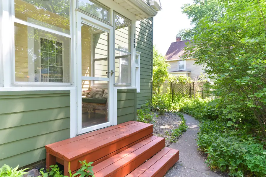153 Winifred Street W, Saint Paul, MN 55107 - #2