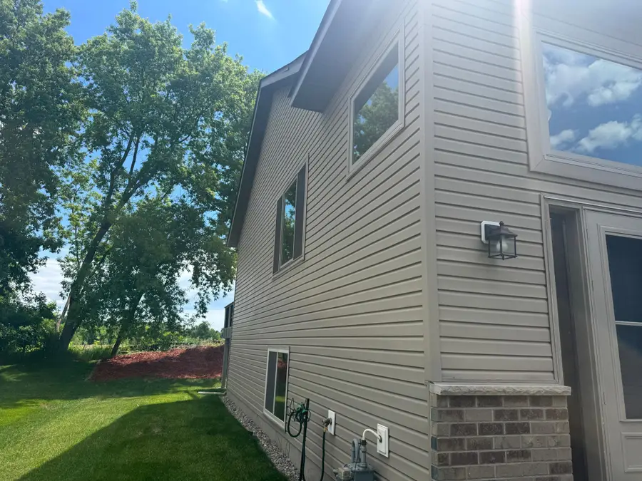 7442 Large Avenue Ne, Albertville, MN 55301 - #3
