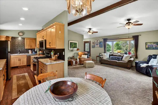8625 Burr Oak Lane, Maple Plain, MN 55359