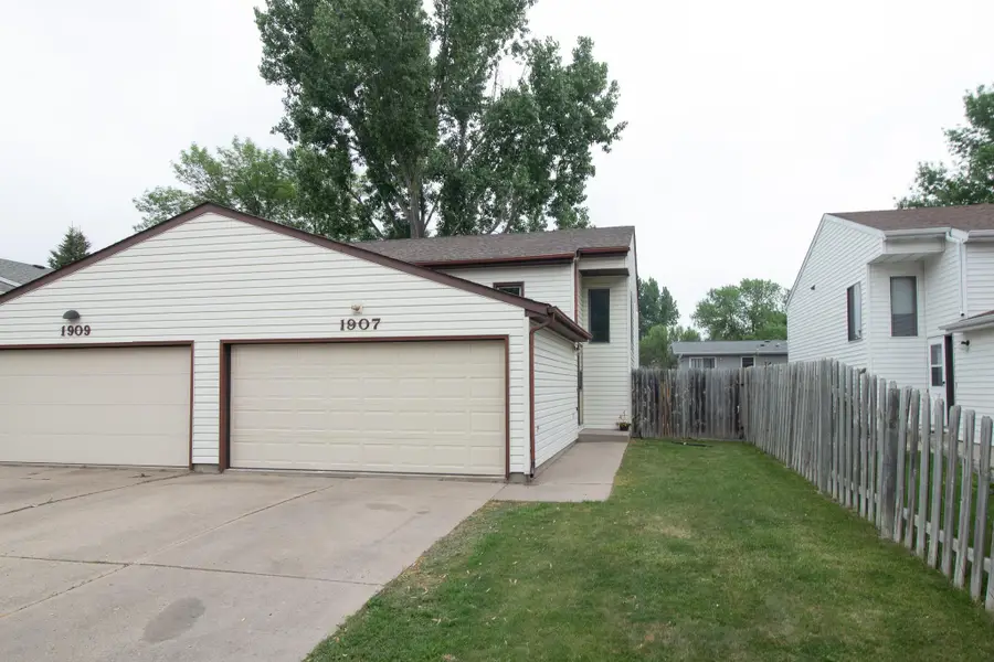 1907 29th Avenue S, Fargo, ND 58103 - #2