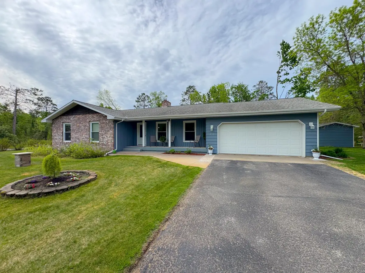 210 Kenwood Circle Ne, Bemidji, MN 56601 - #1