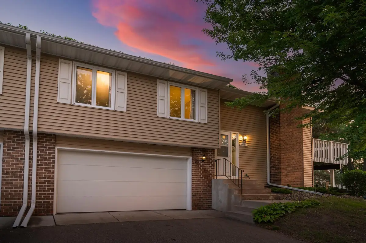 4664 Ridge Cliff Drive, Eagan, MN 55122 - #1