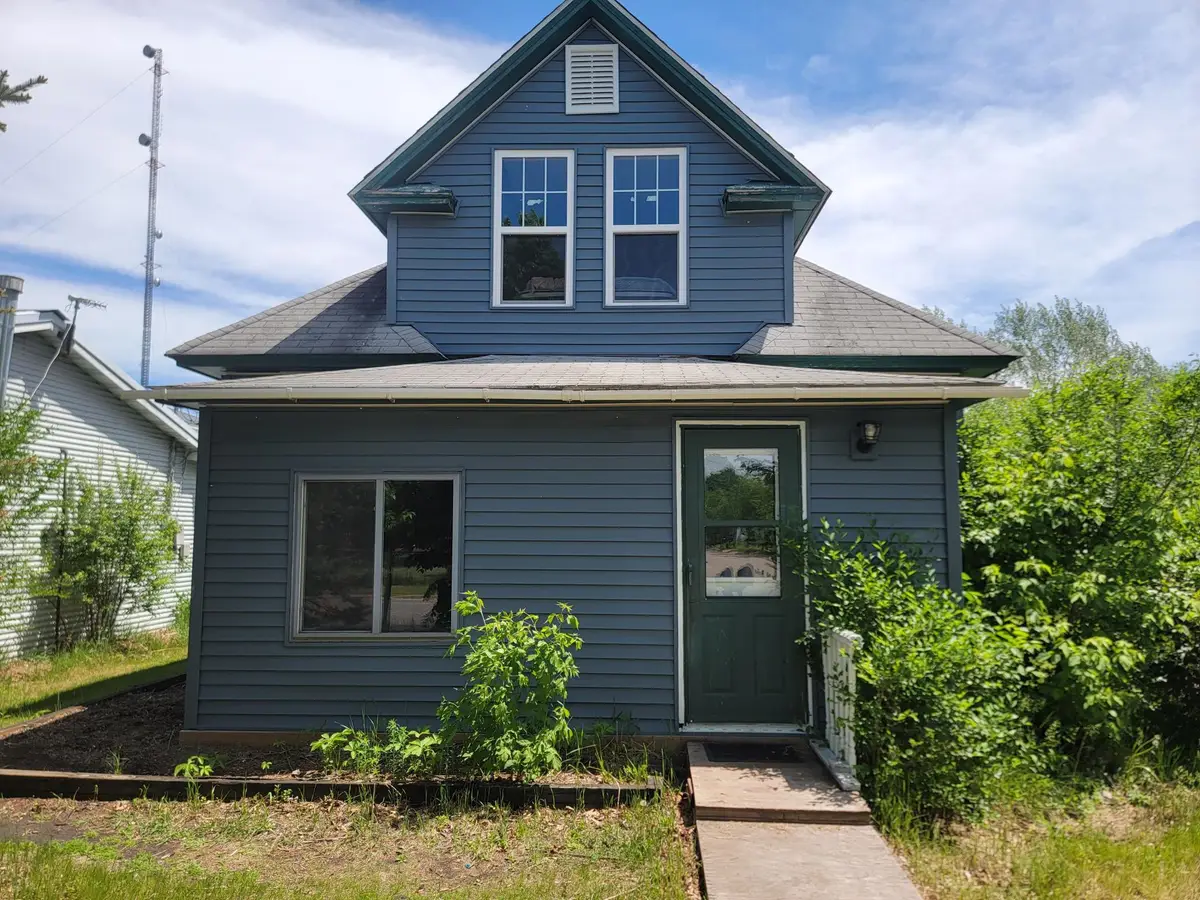 320 8th Street Se #B, Staples, MN 56479 - #1