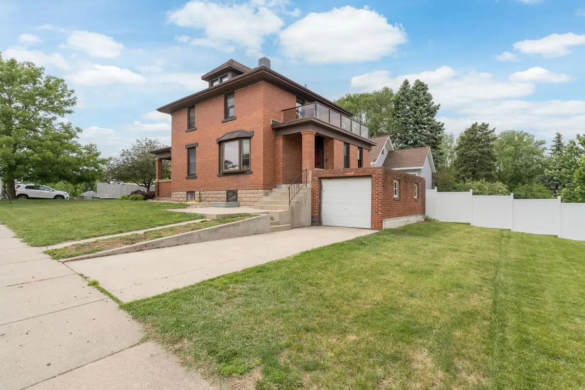 700 N State Street, New Ulm, MN 56073 - #1