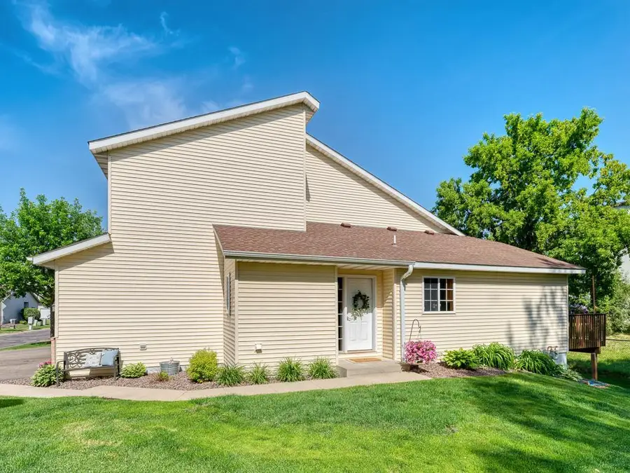 921 Pine Street, Farmington, MN 55024 - #2