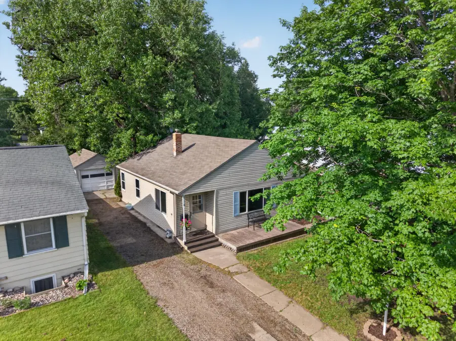 716 W 7th Avenue, Fergus Falls, MN 56537 - #3